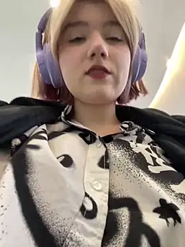 Baby  Naughty online show from 01.30.25