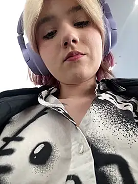 Baby  Naughty online show from 02.04.25