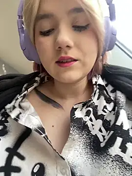 Baby  Naughty online show from 02.05.25