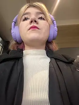 Baby  Naughty online show from 02.10.25