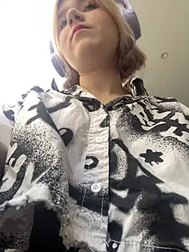 Baby  Naughty online show from 03.10.25