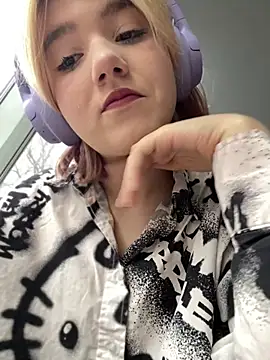 Baby  Naughty online show from 03.13.25