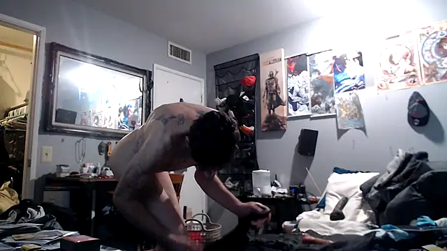 Snapshot of eavestease1 chatting on 02.20.26 eavestease1 online show from 02.20.26