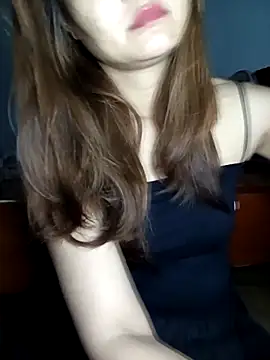 Snapshot of Girl20sexy chatting on 10.15.25 Girl20sexy online show from 10.15.25