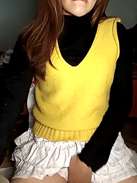 Snapshot of Girl20sexy chatting on 11.19.25 Girl20sexy online show from 11.19.25