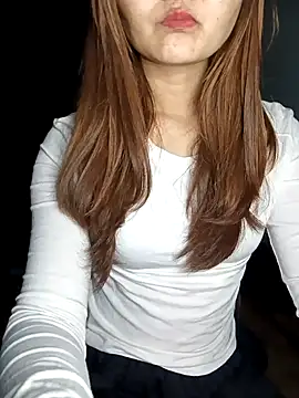 Snapshot of Girl20sexy chatting on 12.02.25 Girl20sexy online show from 12.02.25