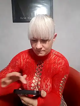 poussichienne online show from 09.12.25