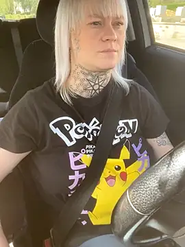 poussichienne online show from 09.13.25