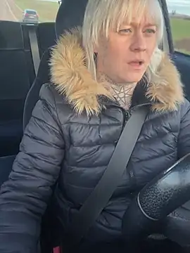 poussichienne online show from 01.16.26