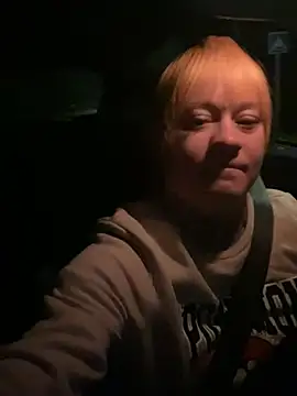 poussichienne online show from 04.16.26