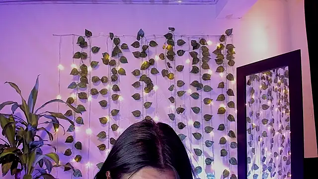 mariiana-diaz online show from 02.18.25