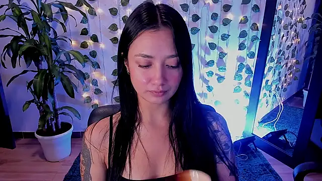 mariiana-diaz online show from 03.10.25