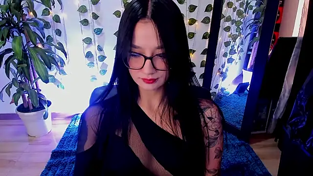 mariiana-diaz online show from 11.21.25