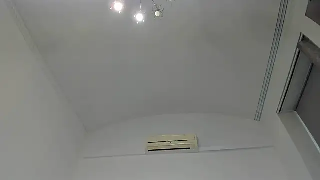 Snapshot of Moon__Eclipse chatting on 12.22.24 Moon Eclipse online show from 12.22.24