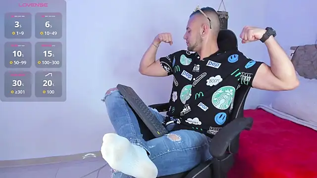 Snapshot of Damon_Bakert chatting on 11.08.25 Damon Bakert online show from 11.08.25