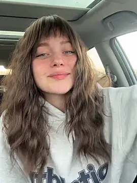 Emilia0 0 7 online show from 03.21.26