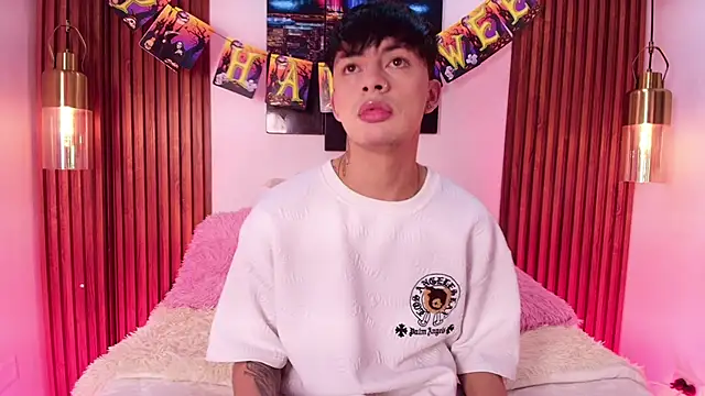 Steev Novoa online show from 10.23.25