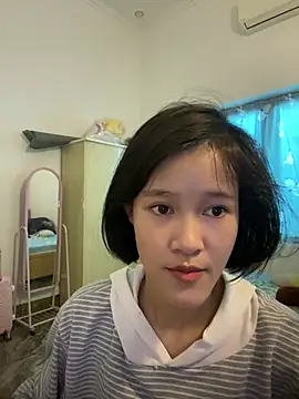 Snapshot of thithi8369 chatting on 12.24.24 thithi8369 online show from 12.24.24