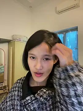 Snapshot of thithi8369 chatting on 01.11.25 thithi8369 online show from 01.11.25