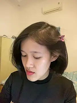 Snapshot of thithi8369 chatting on 03.18.25 thithi8369 online show from 03.18.25