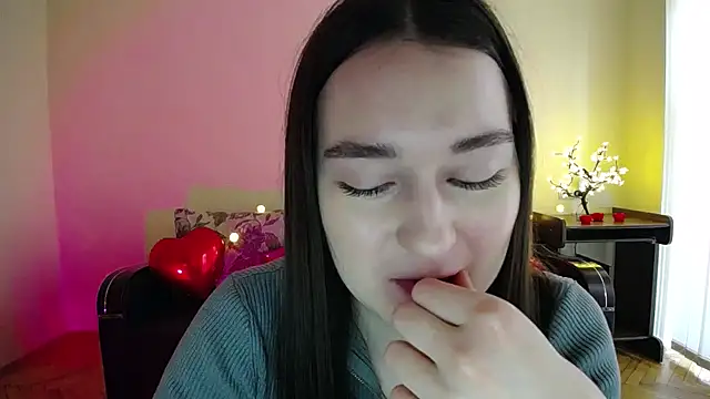 Pretty shy online show from 03.08.25