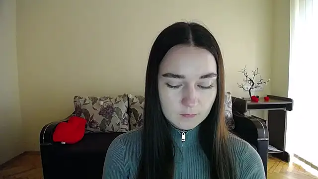 Pretty shy online show from 10.11.25