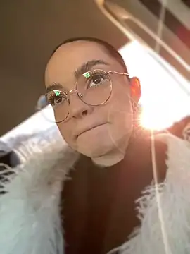 AnaWest online show from 02.06.25