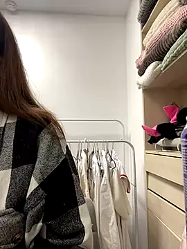 AnaWest online show from 09.14.25