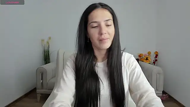 Snapshot of Emmapmg chatting on 12.17.24 Emmapmg online show from 12.17.24