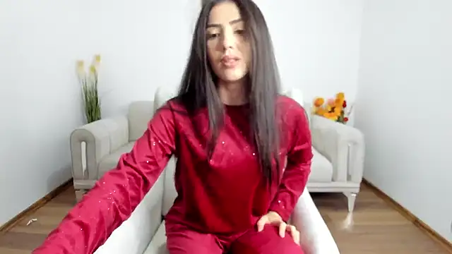 Snapshot of Emmapmg chatting on 12.31.24 Emmapmg online show from 12.31.24