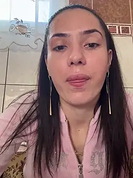 Snapshot of Emmapmg chatting on 03.07.25 Emmapmg online show from 03.07.25