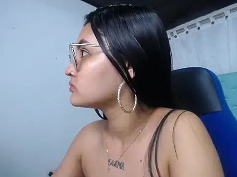 antonella sweetlittle online show from 10.24.25