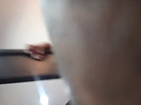 Snapshot of Alona_Evans chatting on 01.21.25 Alona Evans online show from 01.21.25