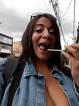 Snapshot of Alona_Evans chatting on 02.19.25 Alona Evans online show from 02.19.25