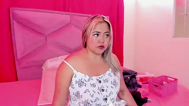 GraceJansenn online show from 01.21.25