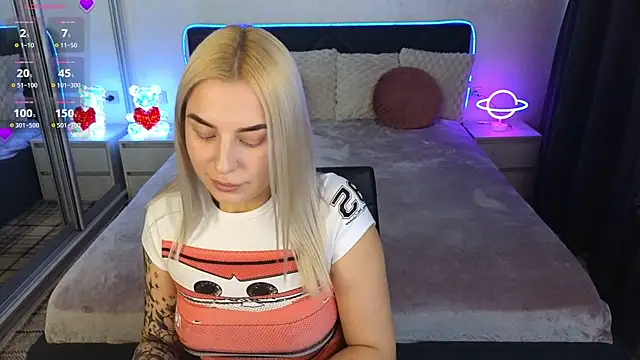 Snapshot of Crystal_Barbie chatting on 03.13.26 Crystal Barbie online show from 03.13.26