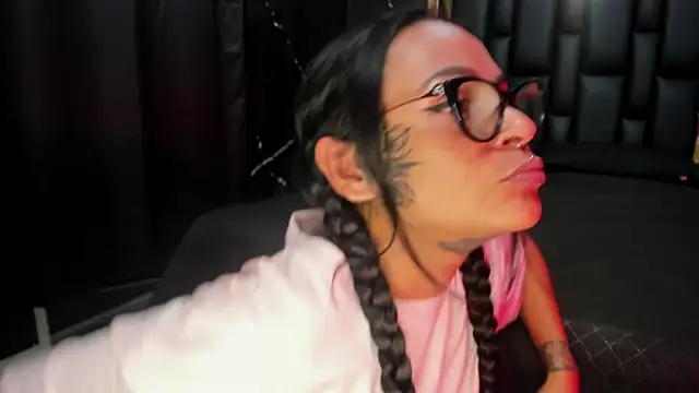 hanna slut  online show from 01.09.25