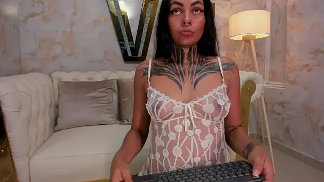 hanna slut  online show from 09.09.25