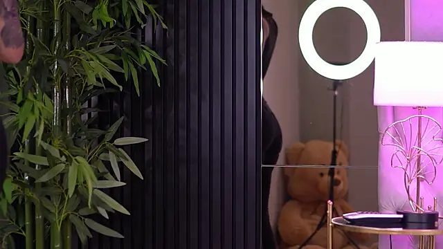 AishaDevoe online show from 01.31.25