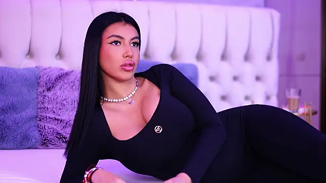 AishaDevoe online show from 03.02.25