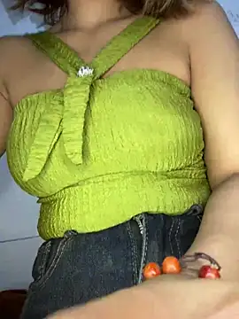 Snapshot of Sofia_xx2 chatting on 01.17.25 Sofia xx2 online show from 01.17.25