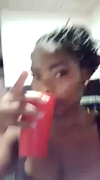 Snapshot of AdelynYasmin chatting on 03.13.25 AdelynYasmin online show from 03.13.25