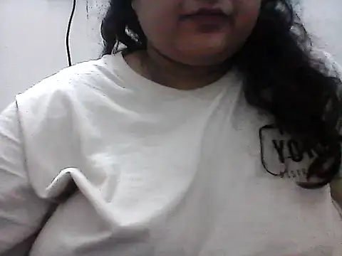 smile pretty online show from 12.30.24