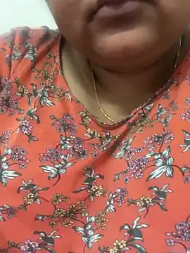 smile pretty online show from 02.18.25