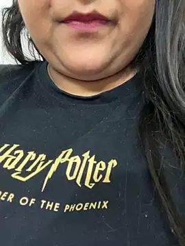 smile pretty online show from 10.06.25