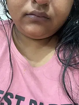 smile pretty online show from 10.24.25