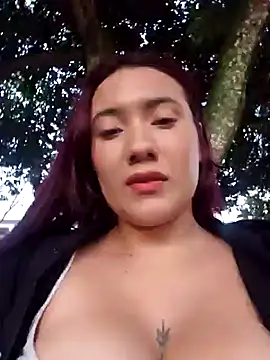 Snapshot of Blushing_Katy chatting on 12.02.24 Blushing Katy online show from 12.02.24