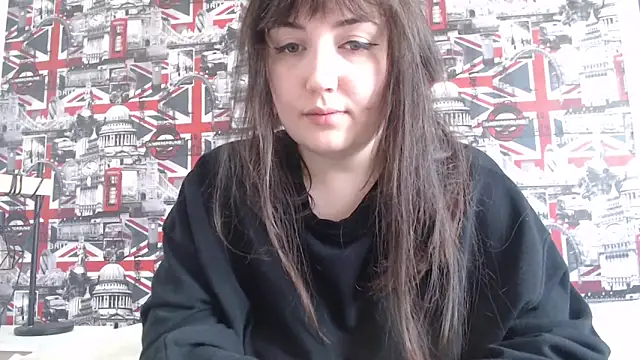 Lynylou online show from 04.13.26