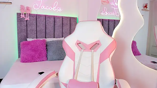 Snapshot of jacobss_gh chatting on 02.09.25 jacobss gh online show from 02.09.25