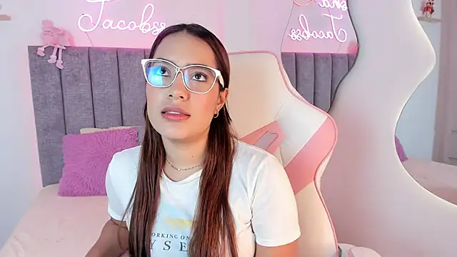 Snapshot of jacobss_gh chatting on 03.10.25 jacobss gh online show from 03.10.25